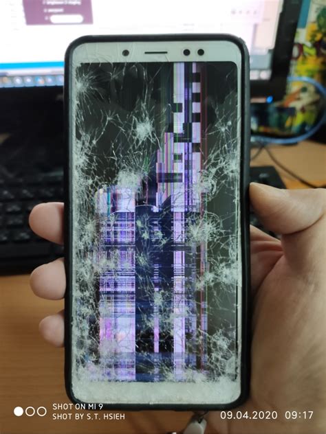 门神 小米手機螢幕破裂